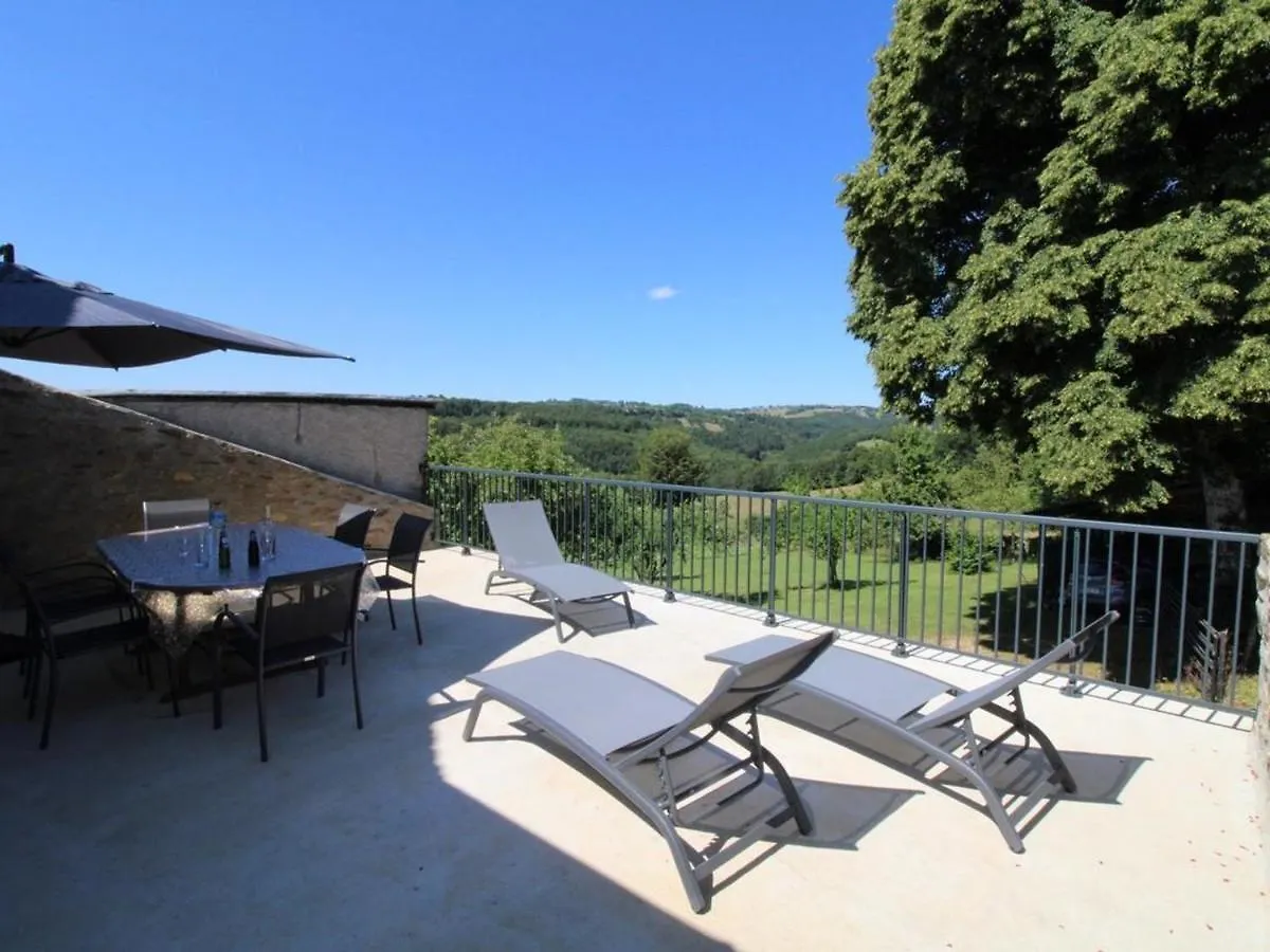 Maison Confortable Avec Spa, Grand Jardin, Proche D'Activites Nature Et Visites Culturelles - Fr-1-742-517 Pléaux