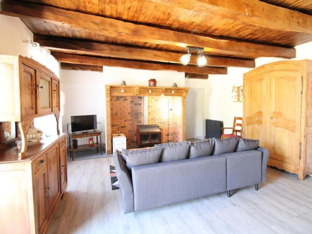 Maison Confortable Avec Spa, Grand Jardin, Proche D'Activites Nature Et Visites Culturelles - Fr-1-742-517 Pleaux