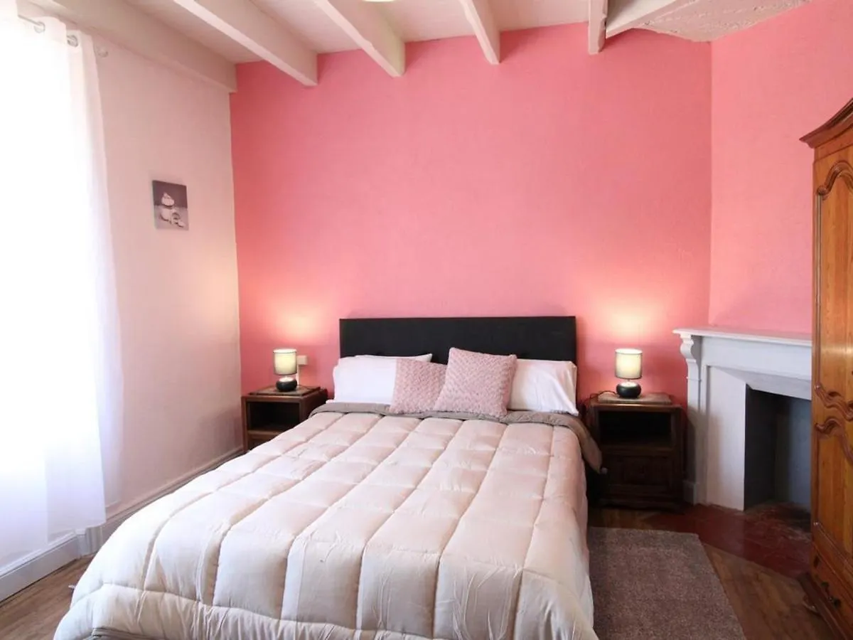 Maison Confortable Avec Spa, Grand Jardin, Proche D'Activites Nature Et Visites Culturelles - Fr-1-742-517 Pleaux 0*,