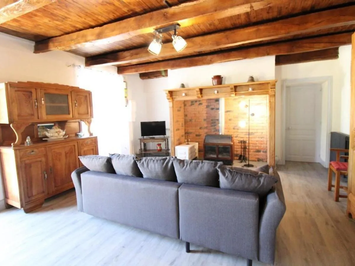 Maison Confortable Avec Spa, Grand Jardin, Proche D'Activites Nature Et Visites Culturelles - Fr-1-742-517 Pléaux Frankrig